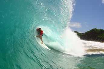 Brazil, Fernando de Noronha islands, Cacimba do Padre beach, surfing
