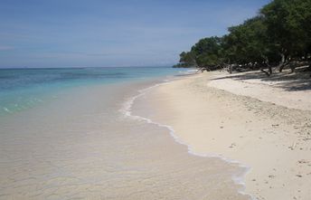 Indonesia, Gili Islands, water edge