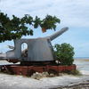 Kiribati, Tarawa island, gun