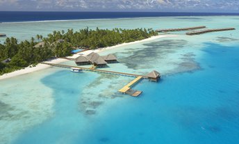 Maldives, Meemu atoll, Medhufushi, aerial view