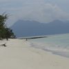 Vanuatu, Rowa atoll, beach, water edge