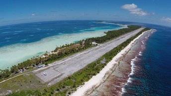 Cook Islands, Penrhyn atoll, airport, aerial