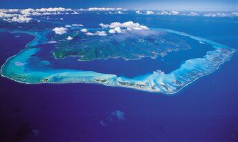 Французская Полинезия, Атолл Тахаа, вид сверху