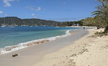 Antigua island, Pigeon Point beach