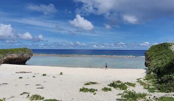 Cook Islands, Mauke island, Anaokae beach