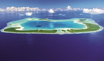 French Polynesia, Tetiaroa atoll, aerial view