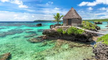 New Caledonia, Loyalty Islands, beach bungalow