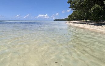 Палау, Остров Бабелдаоб, пляж Чол