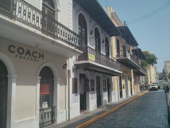 Puerto Rico island, Old San Juan street